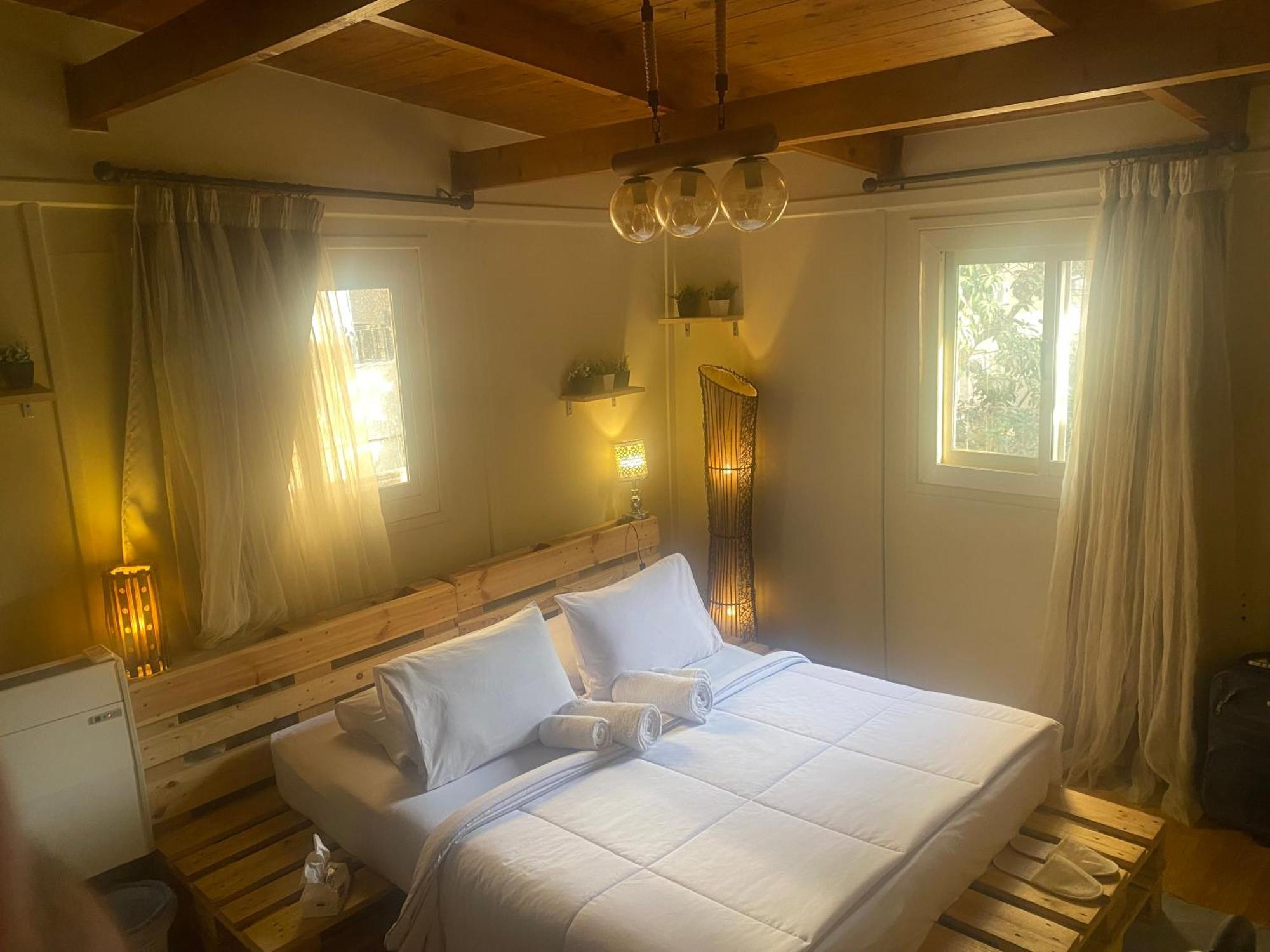 Airport Rooftop Club Luxurious Rooms And Studios Cairo Exterior photo